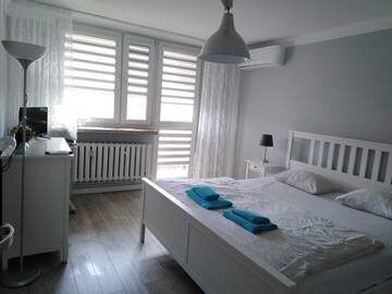 Фотографии Апартаменты Apartment Oświęcim klimatyzowany г. Освенцим (Польша) №2 Фото Апартаменты Apartment Oświęcim klimatyzowany г. Освенцим 2