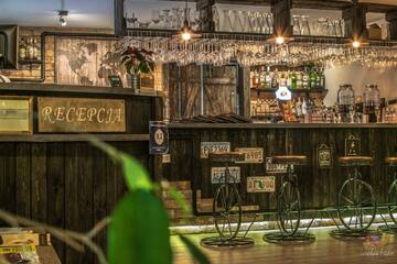 Фото Гостевой дом Old Tree Villa &amp; Restaurant г. Освенцим 4