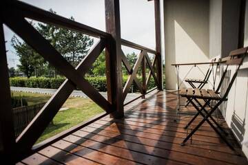 Фото номера Двухместный номер с 2 отдельными кроватями Гостевой дом Old Tree Villa &amp; Restaurant г. Освенцим 6