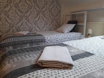 Фото номера Четырехместный номер Проживание в семье White Garden г. Освенцим 8