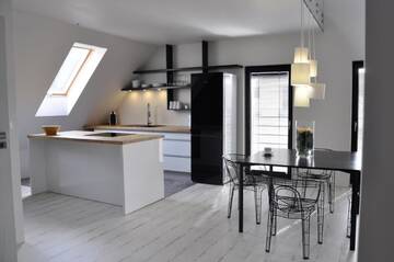 Фото номера Апартаменты Делюкс Апартаменты Loft Apartment г. Освенцим 8