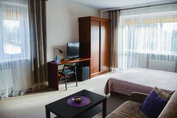 Фото номера Двухместный номер Делюкс с 1 кроватью Проживание в семье Villa Green г. Освенцим 5