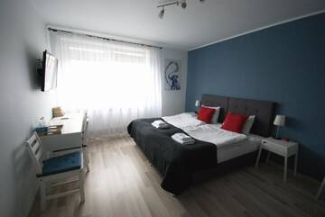 Фото номера Четырехместный номер с ванной комнатой Проживание в семье 7th Room Guest House г. Освенцим 3