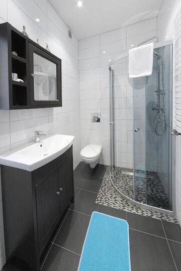 Фото номера Стандартный двухместный номер с 1 кроватью Проживание в семье 7th Room Guest House г. Освенцим 3