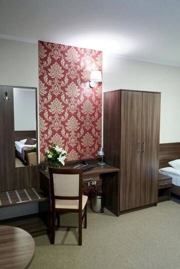 Фото номера Одноместный номер Отель Hotel Dąbrowski г. Освенцим 5