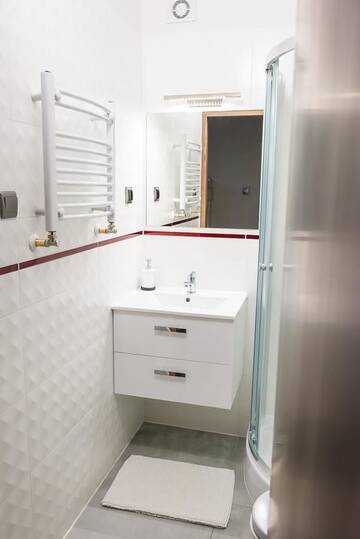 Фото номера Четырехместный номер Гостевой дом B&amp;M Guesthouse г. Освенцим 2