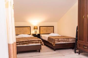 Фото номера Семейный номер Отель Hotel Artur г. Освенцим 14