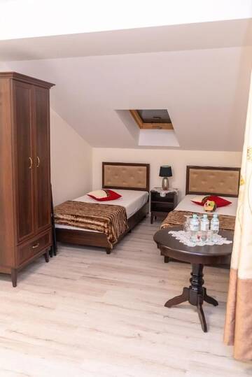 Фото номера Двухместный номер с 1 кроватью Отель Hotel Artur г. Освенцим 12