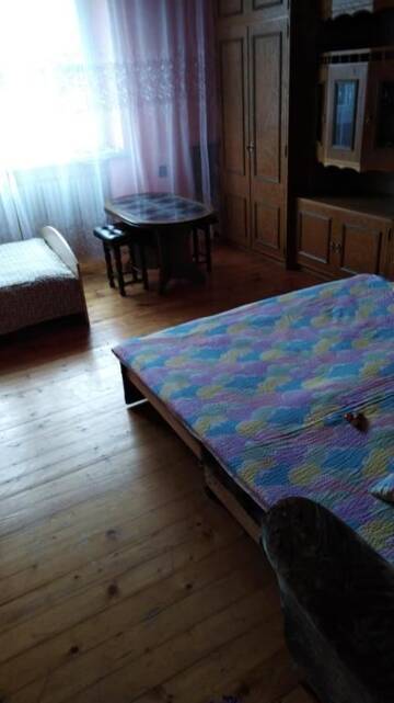 Фото номера Трехместный номер с основными удобствами и общей ванной комнатой Гостевой дом Queens house г. Освенцим 10